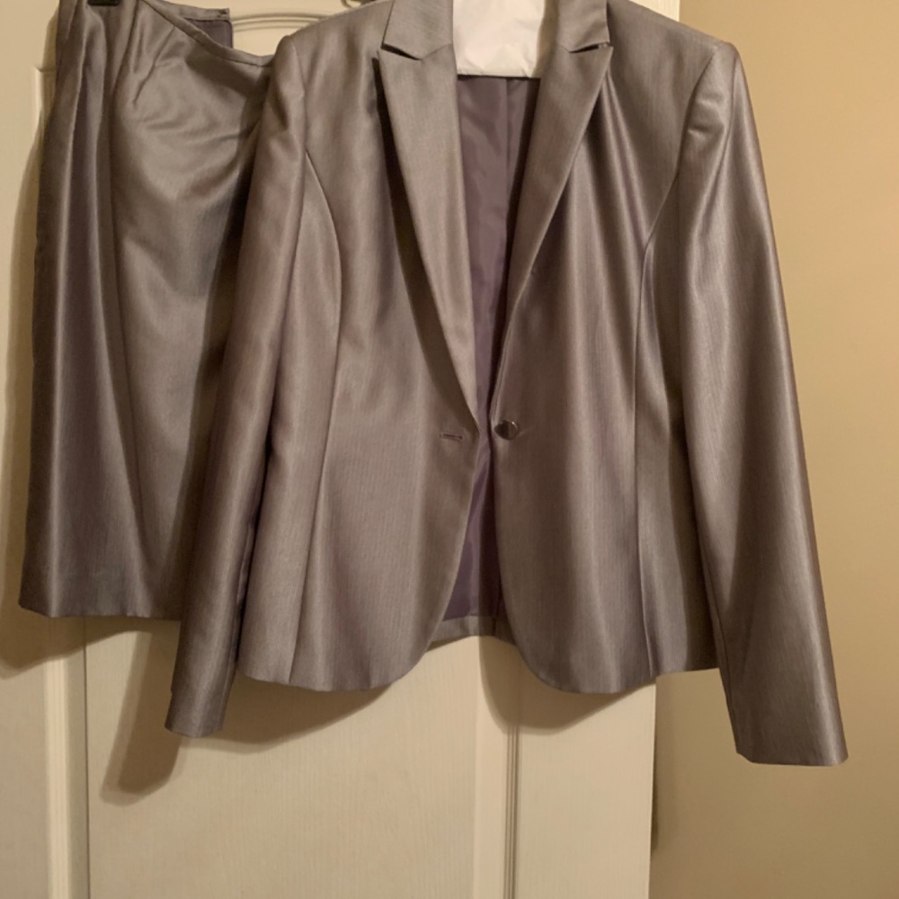Suit - Picture 2 of 2